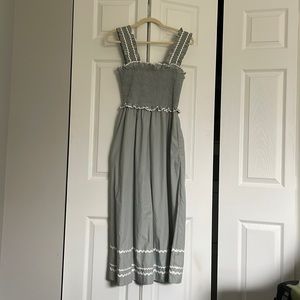 En Saison Smocked Sundress in Sage